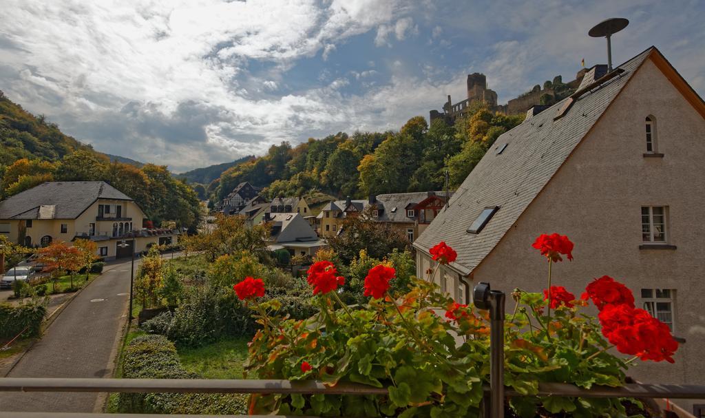 Hotel Lipmann "Am Klosterberg" Beilstein  Exterior foto